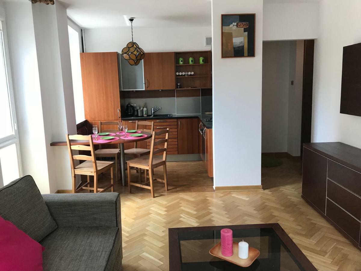 Nina Na Bielanskiej Warsawa Bagian luar foto
