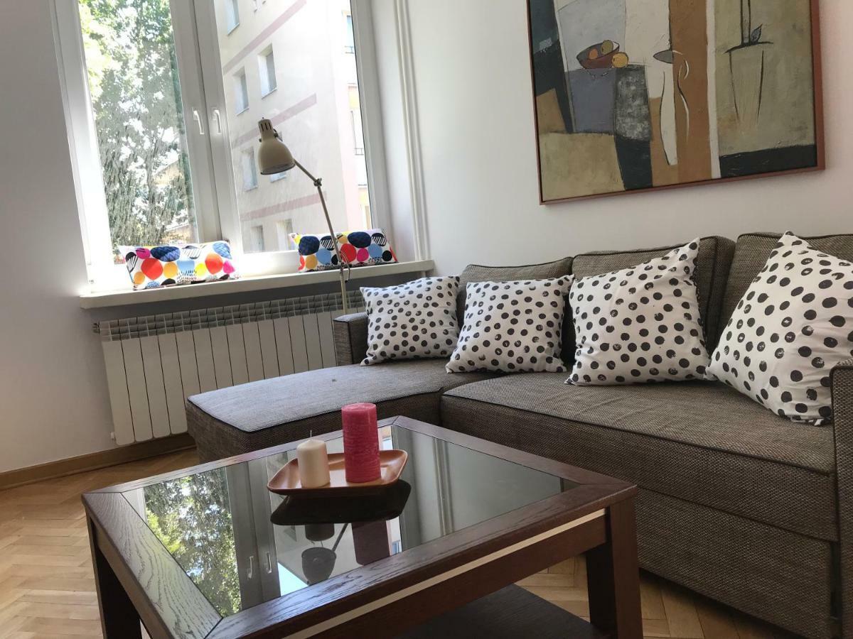 Nina Na Bielanskiej Warsawa Bagian luar foto